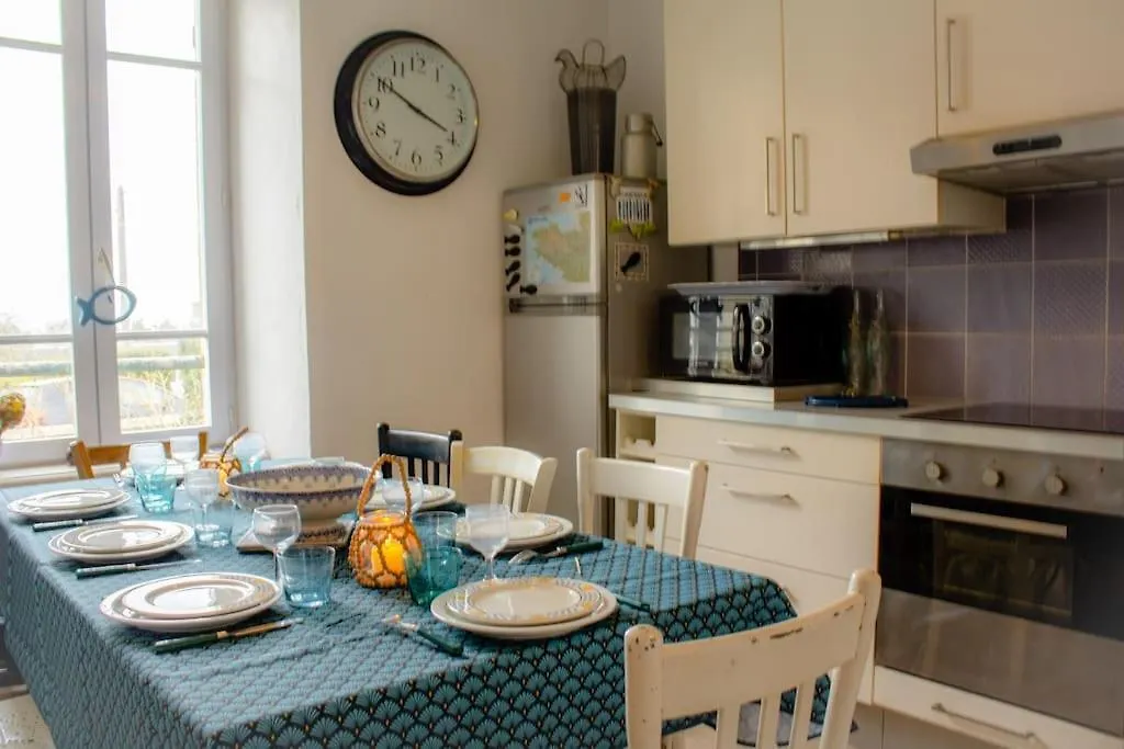 Holiday home La Bigoudene Villa Lanveoc